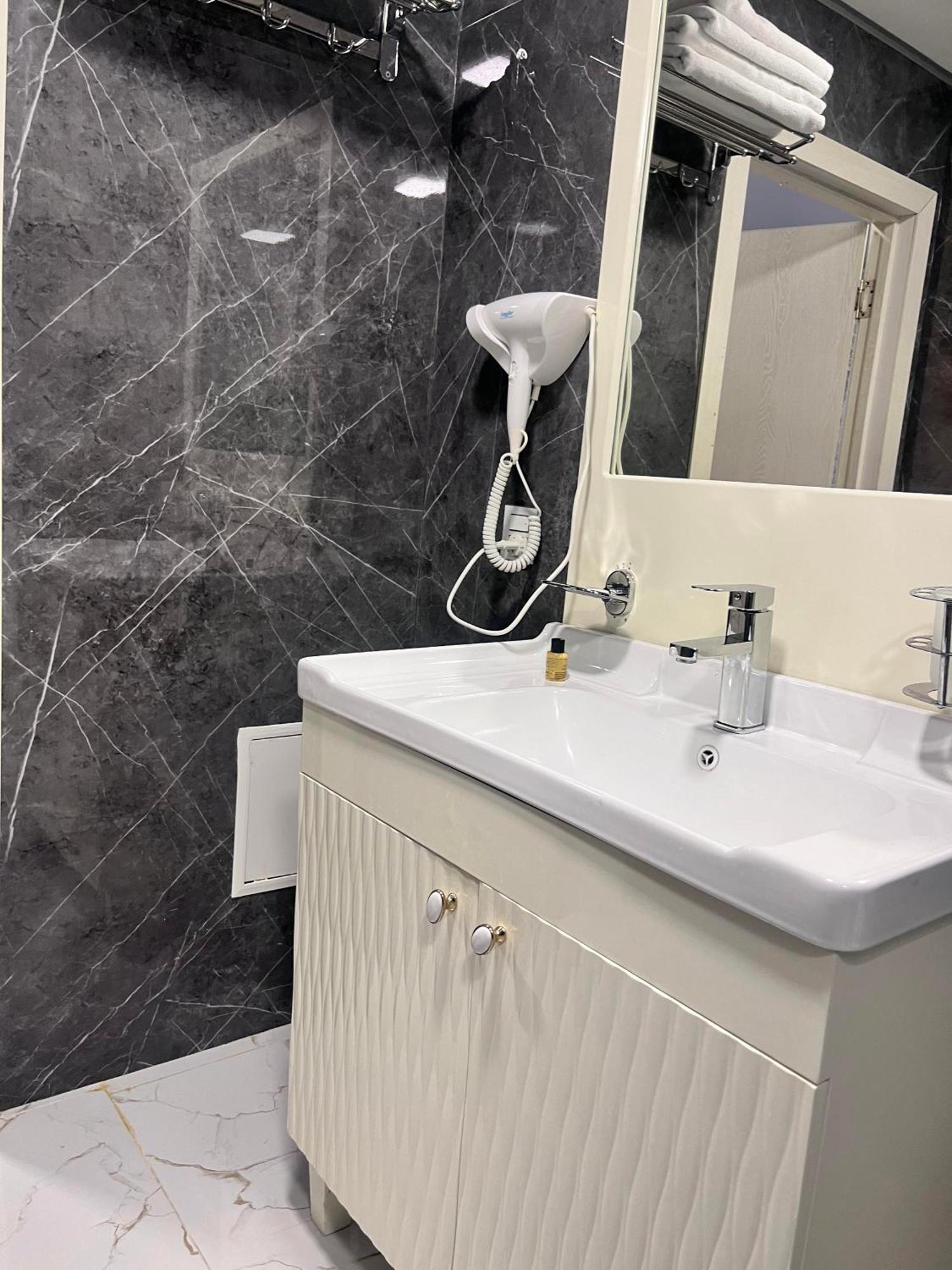 Address Hotel Baku Ngoại thất bức ảnh